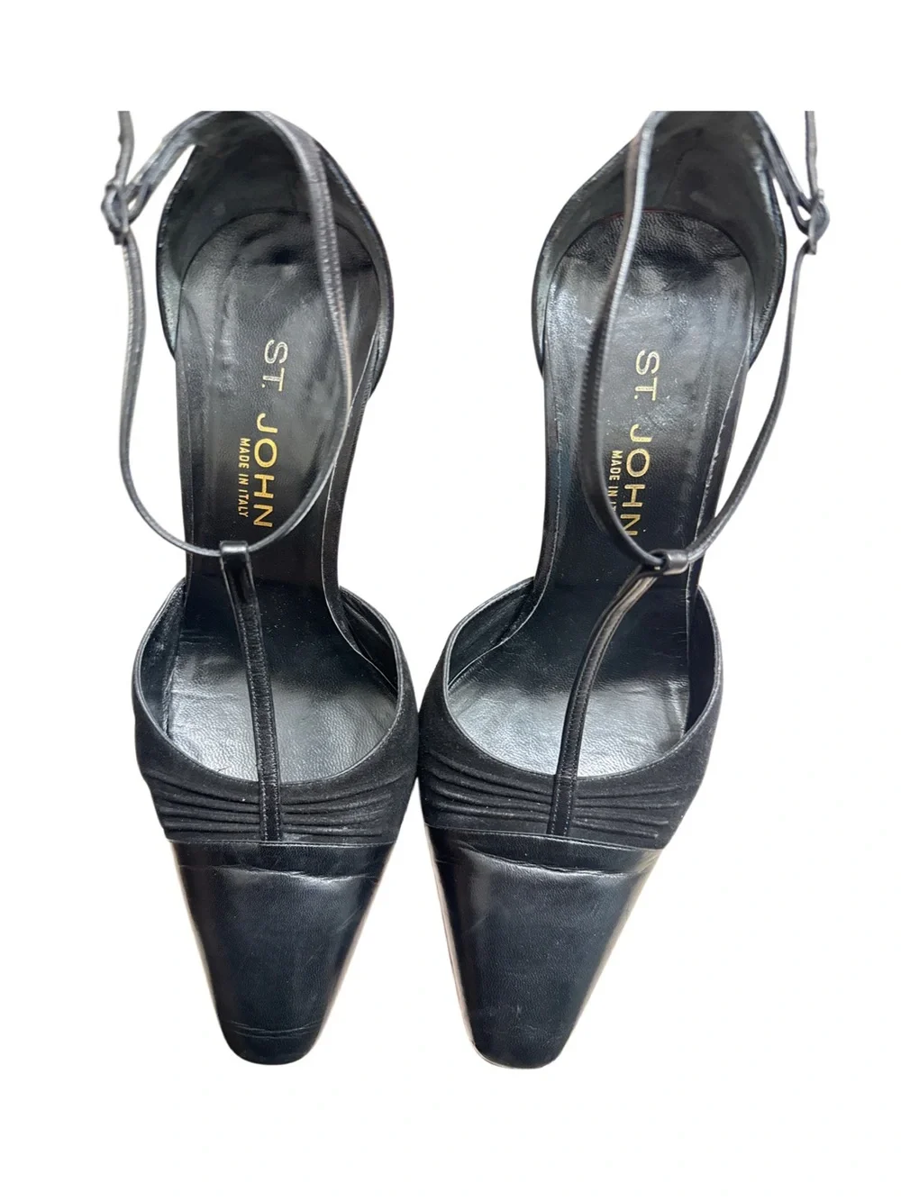 ST. JOHN LEATHER & SUEDE T-STRAP HEELS